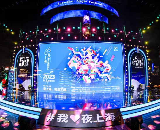 大宁久光中心阶梯式建筑街拍，静安大宁商圈逛街地图｜我劝你别瞎逛，这条路线拍完直接封神📸